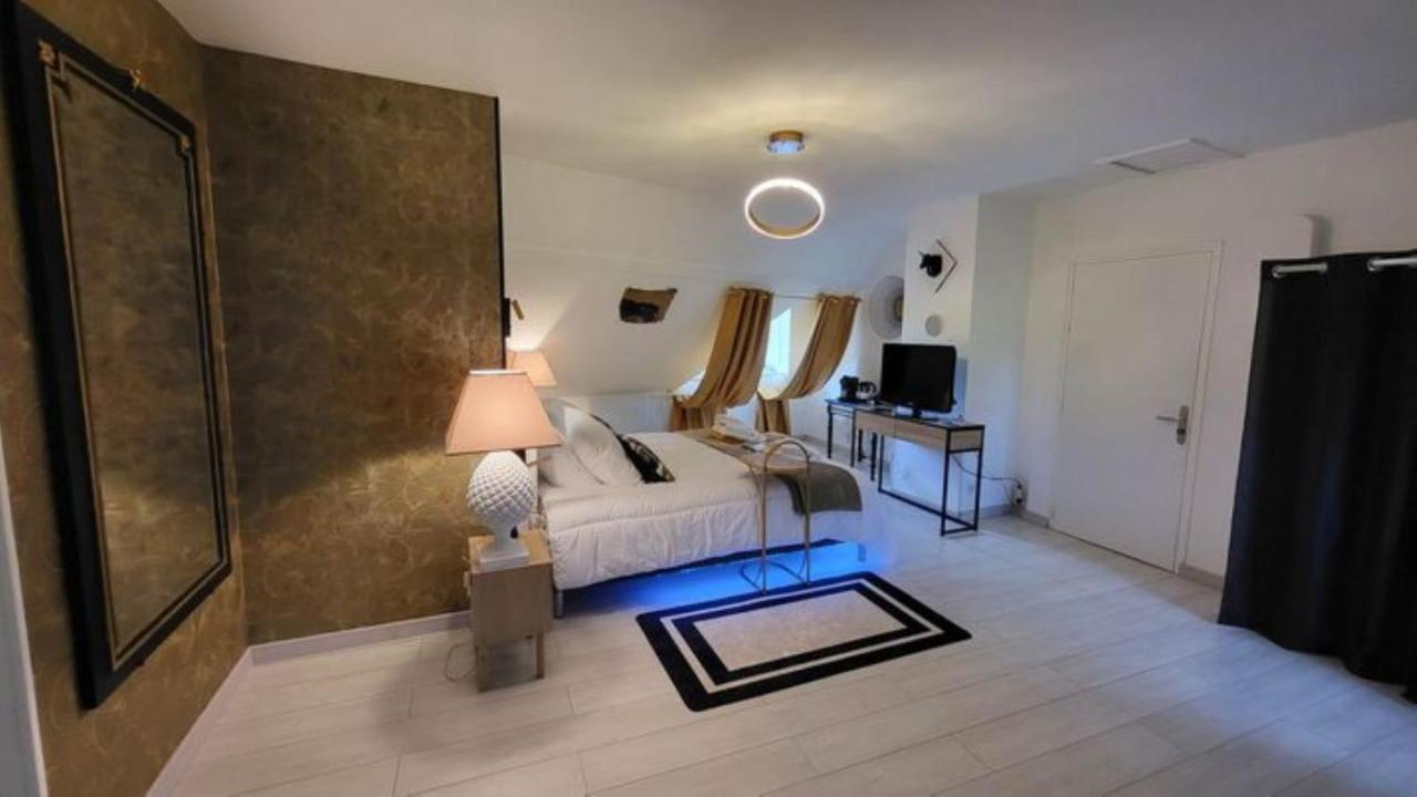Villa Raffaella Les Albres Екстериор снимка